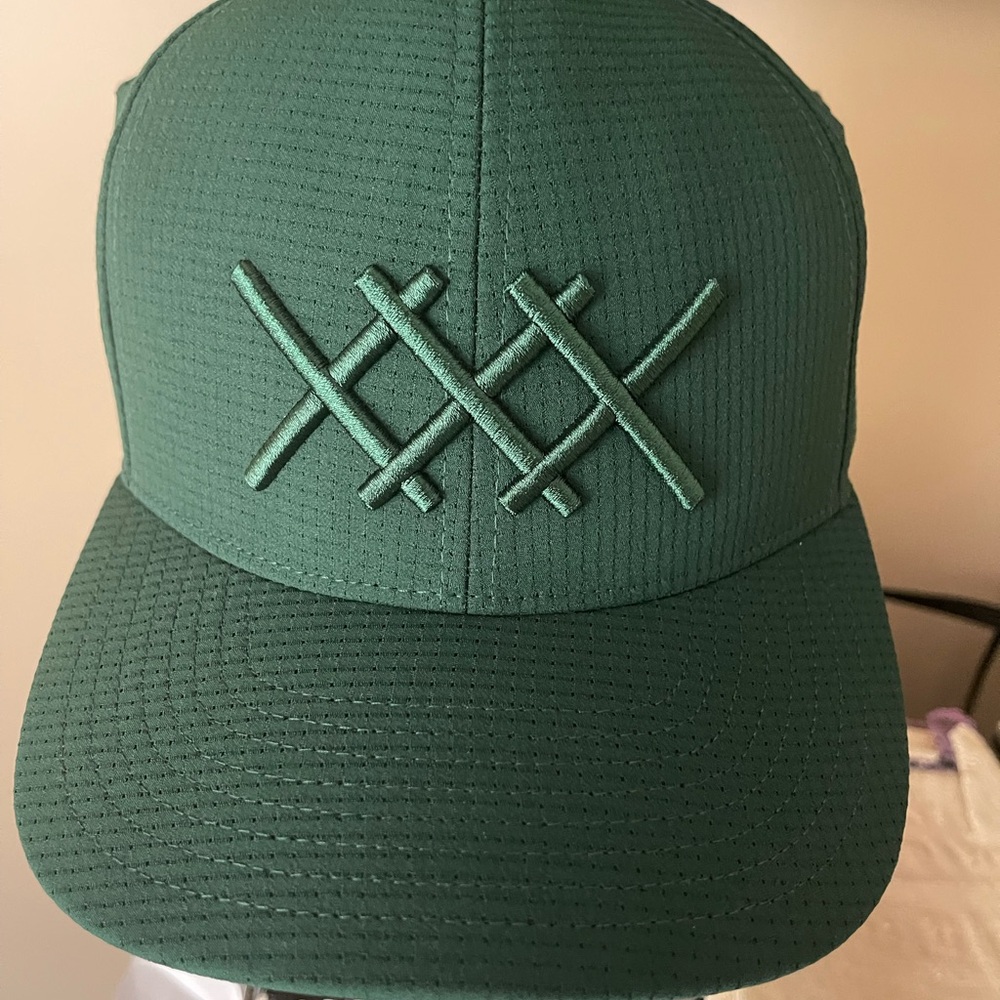 *NWT* Rhone XXX Change Up Cap Adult Green Adjustable Strapback Performance Hat